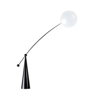 Minimalist iron floor lamp illuminated — designer E27 warm