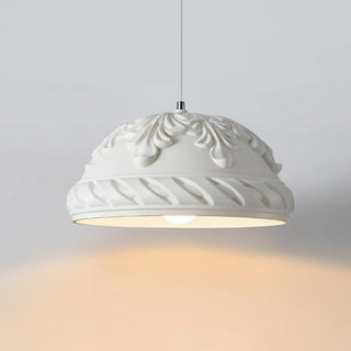 Retro resin pendant lamp detail — French vintage dining fixture
