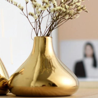 luxury gold vase ceramic flower vase nordic style decor elegant home accessory side view