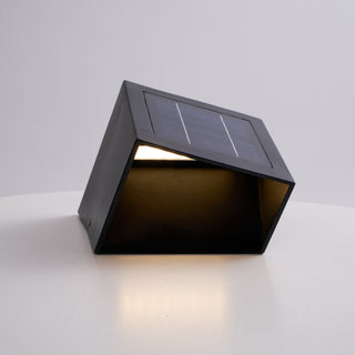 Solar Garden Lamp – Compact Black Steel Bollard With Warm Outdoor Lighting