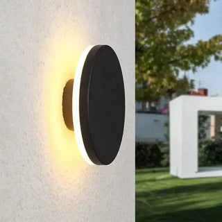 Halo Wall Lamp – Aluminium Floating Disc Light with Soft Halo Lighting