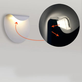 Modern Aluminum Wall Light – Bedroom Wall Sconce with LED Soft Ambient Light