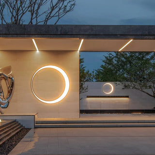Stainless Steel Wall Light – Modern Outdoor Lighting | Dimmable, Weather Resistant