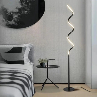 Retro Iron Floor Lamp – Bellatrix | Elegant Patinated Metal Standing Lamp