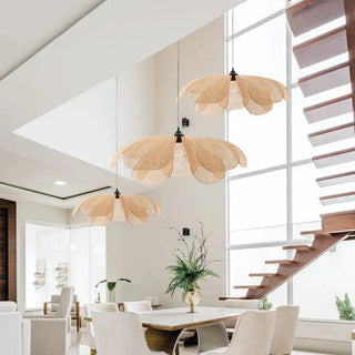 Vintage Rattan Pendant Light – Adjustable Hanging Lamp with Handwoven Petal Shade