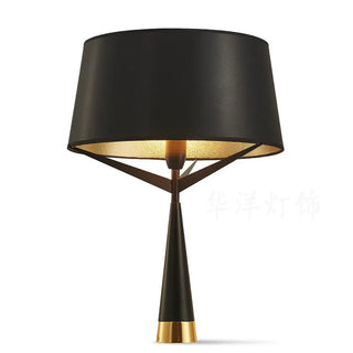 Versatile Table Lamp – Modern Desk Lamp With Soft Reading Light & Elegant Office Lighting