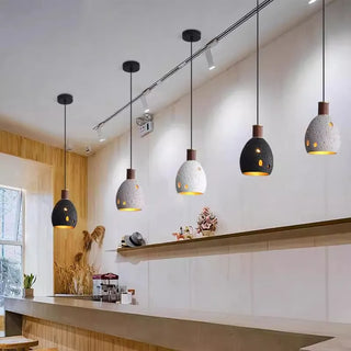 Halo Pendant Light – Sculptural Pendant With Textured Finish & Soft Ambient Lighting