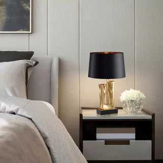 Visual Comfort Lamp – Modern Table Lamp with Gold Finish & Sculptural Black Design
