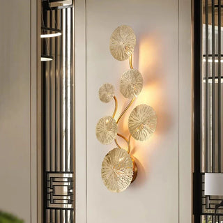 Golden Leaves Wall Light – Modern Decorative Lamp with Soft Warm Lighting