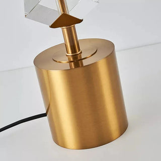 Elegant Table Lamp – Modern Metal Design with Warm Ambient Lighting for Cozy Spaces
