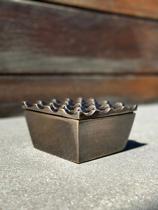 windproof brass ashtray antique solid ashtray detachable lid patio use detail