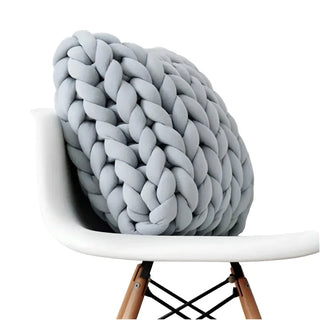 chunky knit cushion handmade soft wool pillow cozy sofa decor 30x30 cm close-up