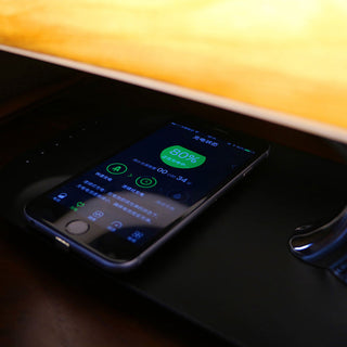 Wireless charging bedside light — Bluetooth dimmable design