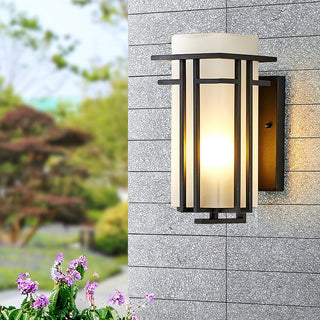 Vintage Iron Wall Light – Outdoor Wall Light With Soft Warm Lighting