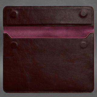 leather laptop sleeve handmade magnetic envelope cover 15-16 inch macro view