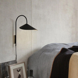 Modern minimalist arum shaped creative wall lamp — sconce