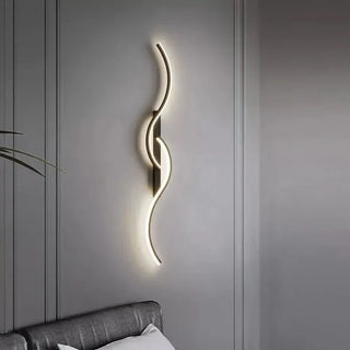 Decorative Wall Lamp – Contemporary Wavy LED Light with Aluminum Silicone Design