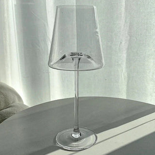 luxury crystal wine glass large capacity 600ml lifestyle view