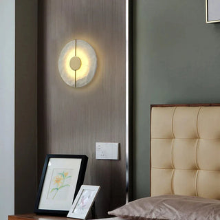 Marble Wall Lamp – Gold Wall Sconce with Integrated LED | Luxury Natural Lighting