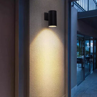 Modern Aluminum Wall Light – Durable Outdoor Lamp with LED Patio Lighting