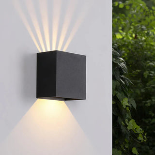 Outdoor Wall Lamp – Durable Aluminum Garden Wall Light with Adjustable Angle
