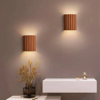 Relief Wall Lamp – Textured Resin Wall Sconce with Shadow & Light Effect