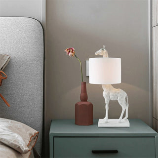 Gold designer giraffe lamp — LED elegant warm light