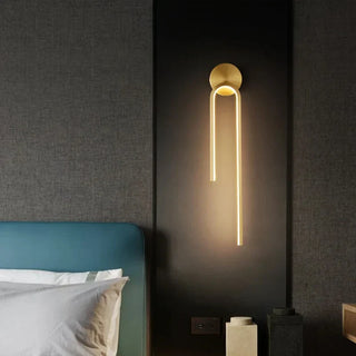 Modern Metal Wall Light – Sculptural LED Wall Sconce with Tapered Arm in Black or Gold