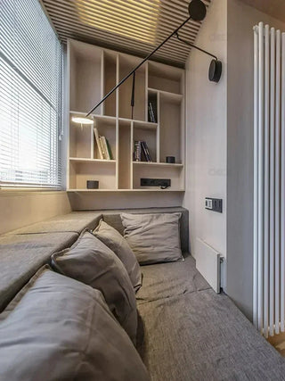 Black Metal Wall Light – Modern Wall Sconce with LED for Bedroom & Office