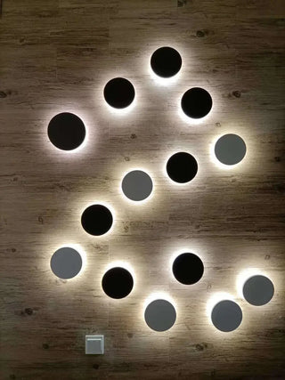 Modern Wall Light - Black Aluminum LED Wall Lamp With Adjustable Brightness