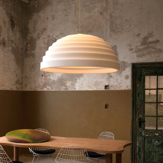 Suspension Moderne – Lampe à Suspension en Résine avec Abat-jour en Acrylique Blanc et Bordure en Fer