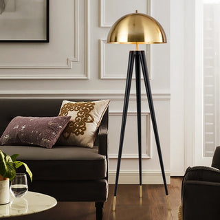 Gold black floor lamp close-up — Nordic LED E27 detail