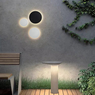 Outdoor Wall Lamp – Minimalist Aluminium Disc Light | IP65 Waterproof Lighting