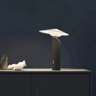 Metal Table Lamp – Classic LED Desk Lamp with Soft Warm Lighting for Bedroom