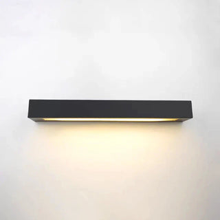 Outdoor Wall Light – Modern Durable LED Terrace Light with Polycarbonate Diffuser