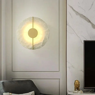 Marble Wall Lamp – Gold Wall Sconce with Integrated LED | Luxury Natural Lighting
