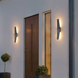 Aluminum Wall Light – Modern LED Outdoor Wall Light With Wedge Design