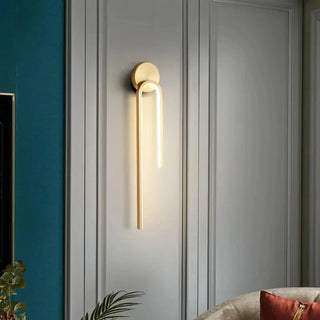 Modern Metal Wall Light – Sculptural LED Wall Sconce with Tapered Arm in Black or Gold