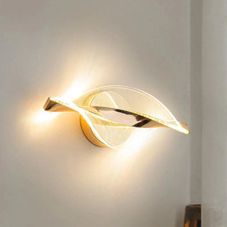 Modern Acrylic Wall Light – Artistic Snowflake Design | Gold Finish LED Lamp