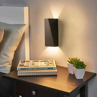 Interior Wall Lamp – Modern Minimalist Wall Sconce with Warm Ambient Lighting