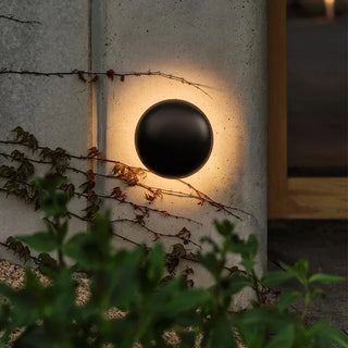 Aluminum Outdoor Wall Light – Modern Slim LED Waterproof Sconce | IP65 Rated