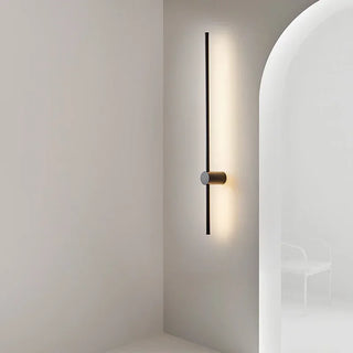 Black aluminum rotating wall lamp — Geneva LED fixture close-up