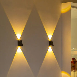 Solar Garden Light – Weatherproof LED Wall Lamp | Modern Outdoor Lighting Fixture