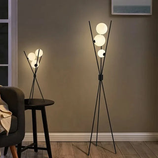 Floor Lamp – Modern Energy Efficient Lighting with Transparent Glass Balls