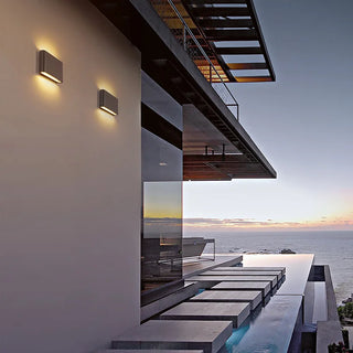 Modern Aluminum Wall Light – Sleek LED Fixture | Durable Contemporary Lighting