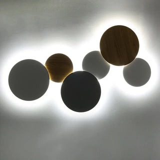 Modern Wall Light - Black Aluminum LED Wall Lamp With Adjustable Brightness