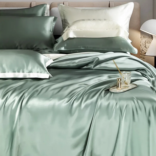 mulberry silk bedding luxury silk bedding set silky pillowcases duvet cover close-up