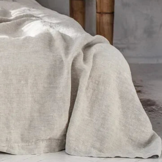 linen bed sheet mikonos stone washed flat sheet cool summer sleep close-up
