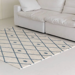 french tile medallion design decorative area rug non slip quick drying close-up