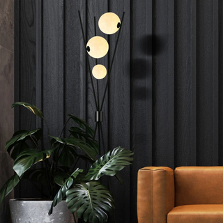 Nordic tripod LED floor lamp front – Scandinavian bubble shade